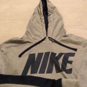Nike Therma-Fit Hoodie